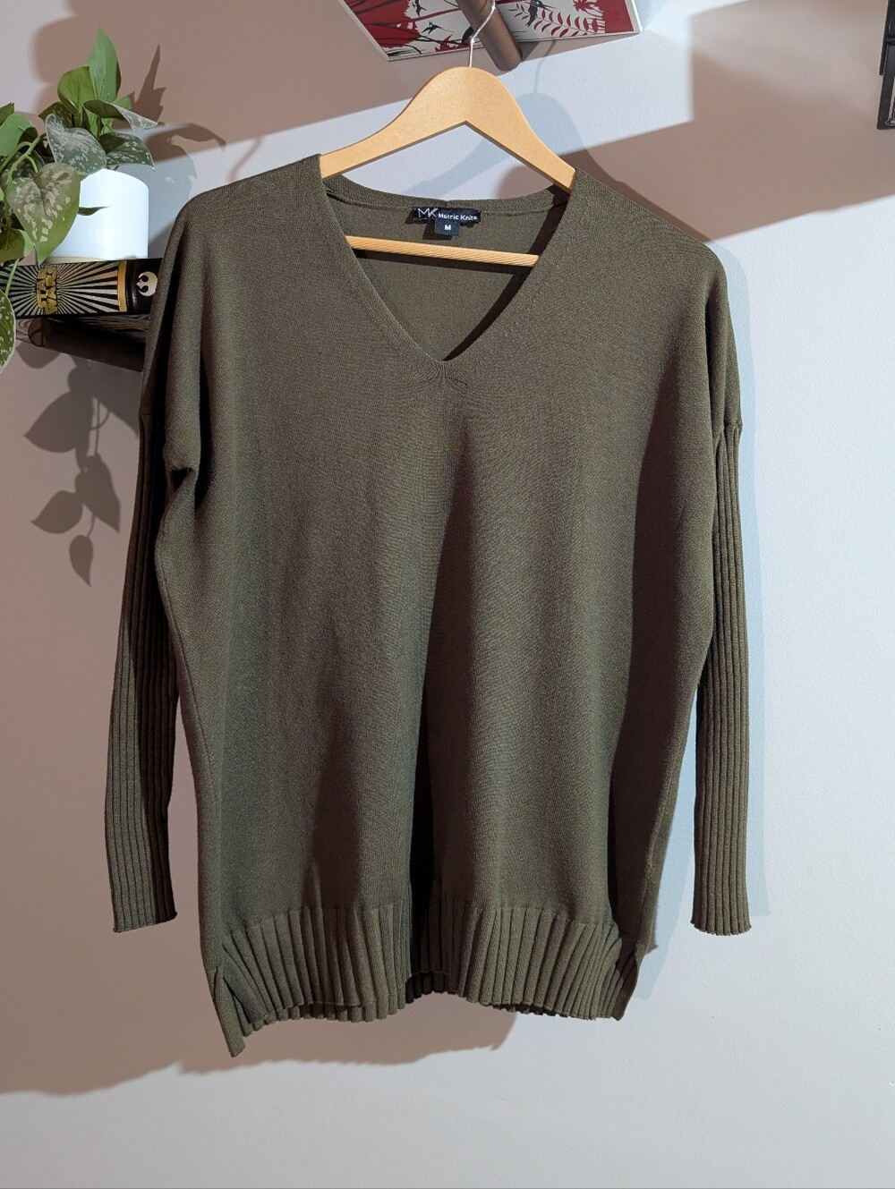 Metric Knits Olive V-Neck Sweater Ribbed Sleeves - Medium